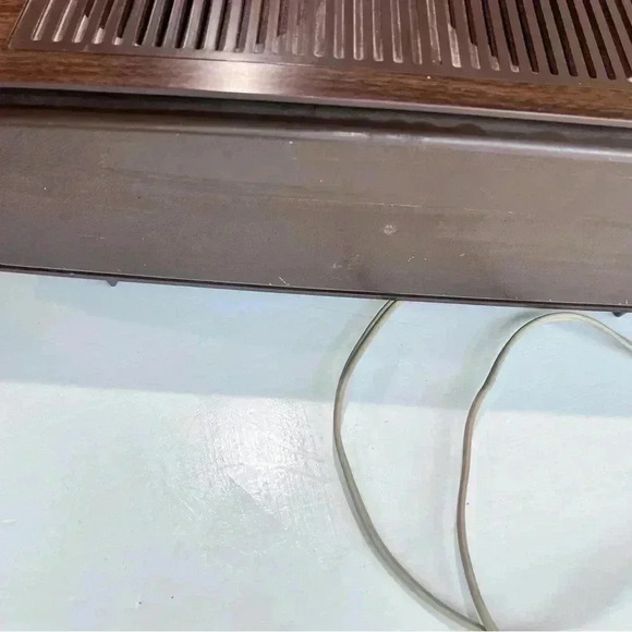 Vintage General‎ Electric T285C Nutmeg Desktop AM/FM Radio Works MCM Style - Picture 4 of 10